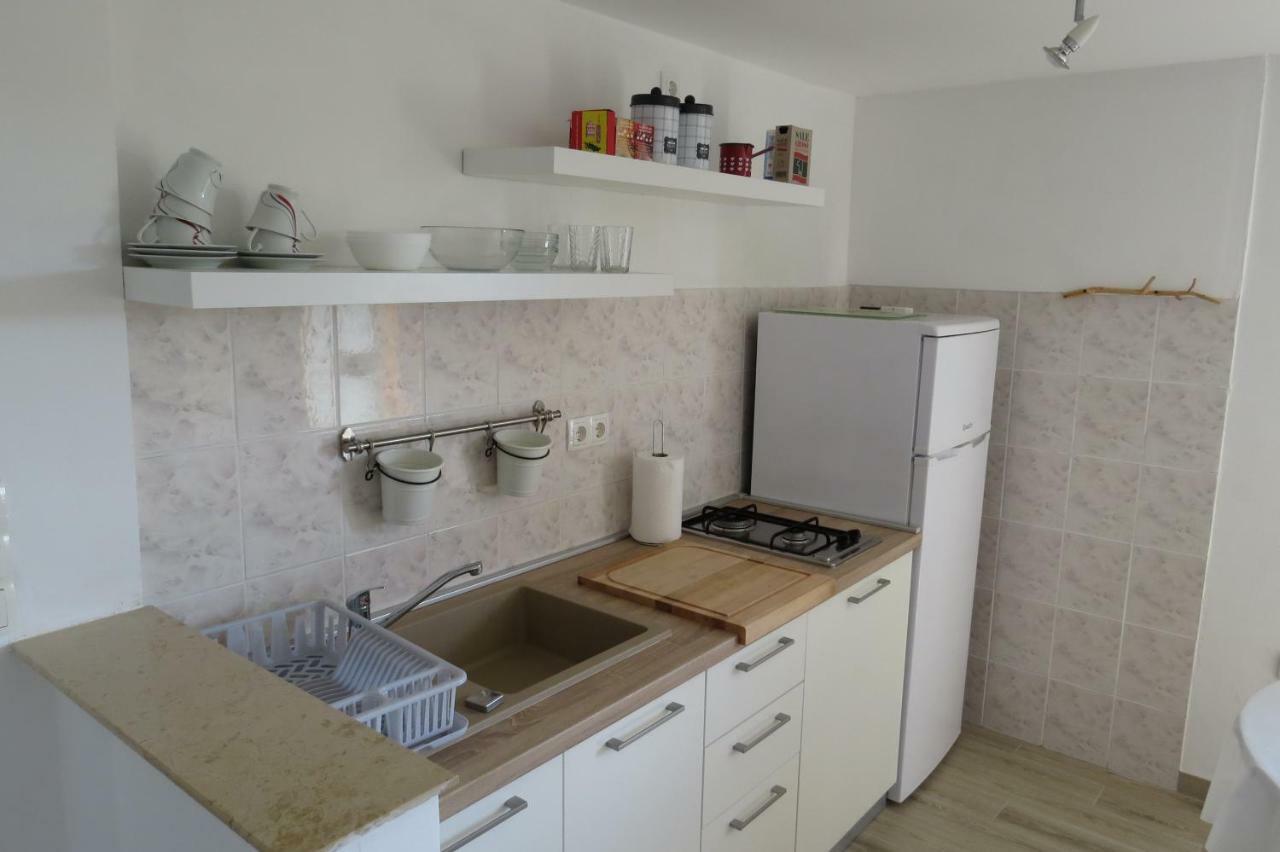 Apartman Biba Lubenice Exterior foto